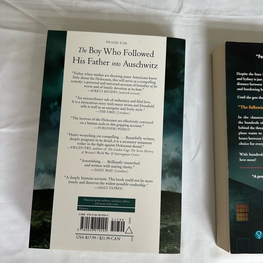 BOOKS - Picture 4 of 6